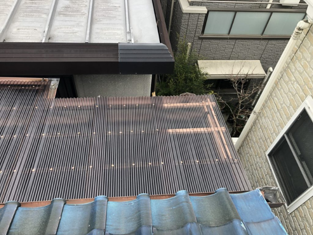 久喜　テラス屋根　垂木　腐食　補修　波板交換