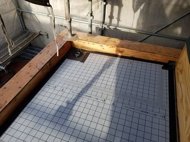 沼津市ベランダ雨漏り