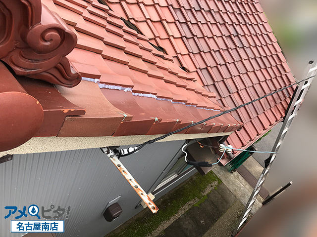 名古屋市瑞穂区にて屋根瓦にコーキングボンドでラバーロック工法を行うメリットとデメリット