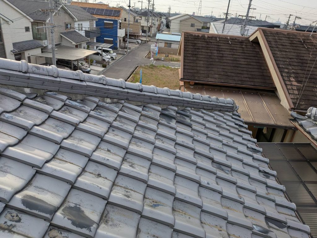 瓦屋根の下り方向確認