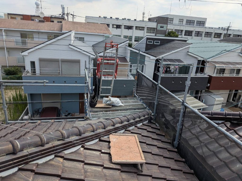 完成した隅棟全景