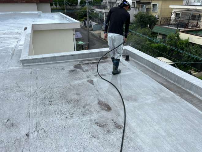 春日井市の屋上防水、高圧洗浄