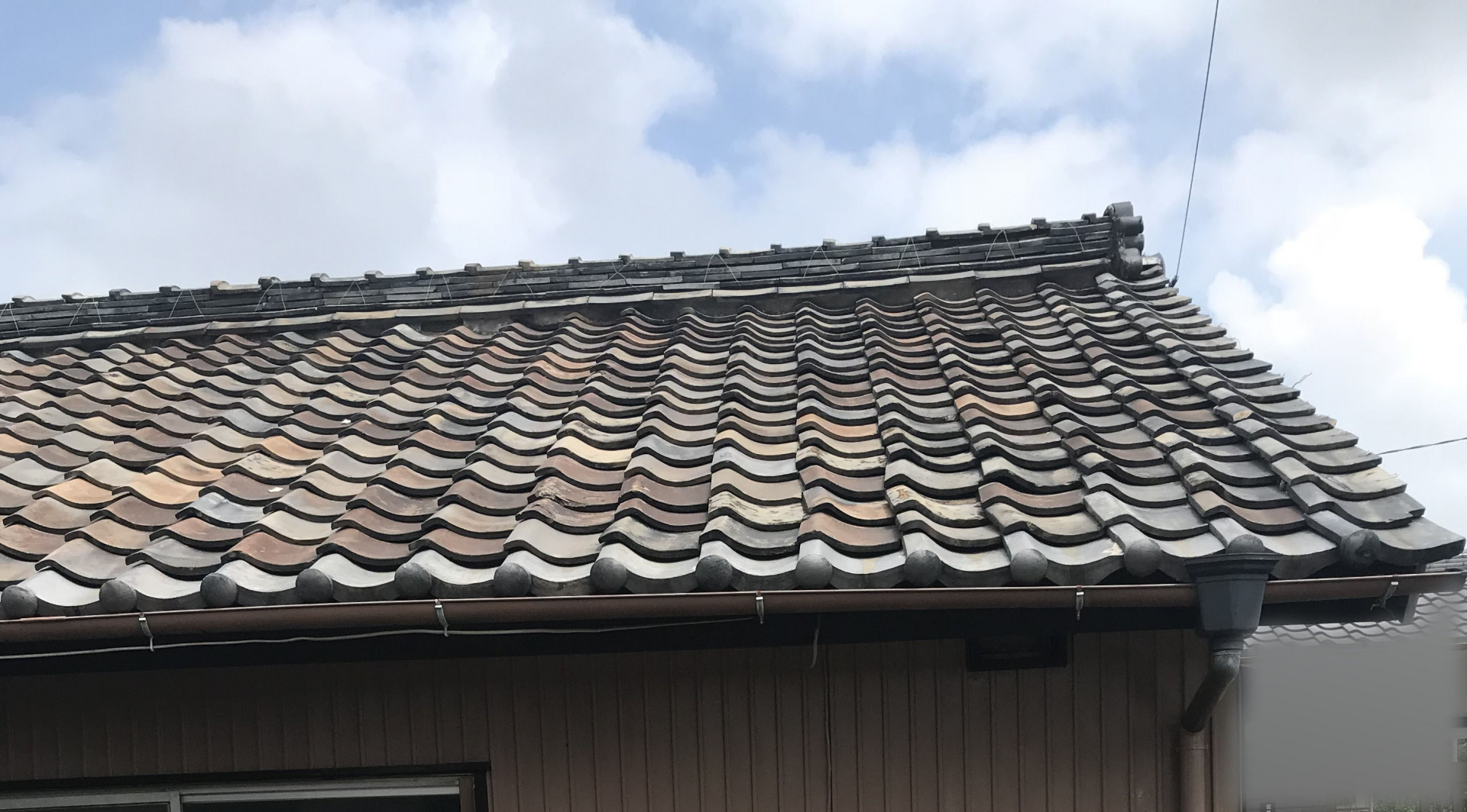 天白区　老朽化した屋根の葺き替え工事
