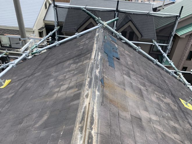 吹田市でスーパーガルテクトへの屋根カバーで雨漏りの不安を一掃