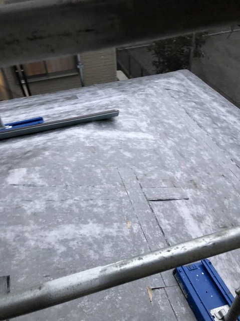 防水シート設置後の屋根