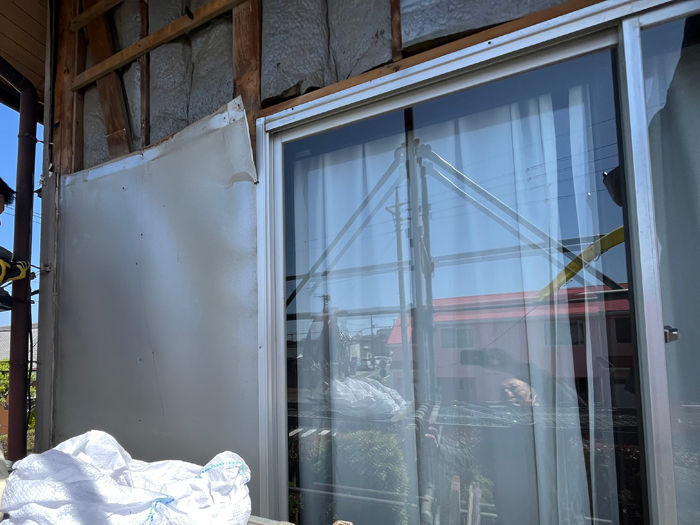 大田区中央で発生した雨漏りトラブルと外壁材の交換工事による確実な解決方法