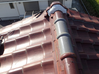 屋根の棟瓦の補修箇所
