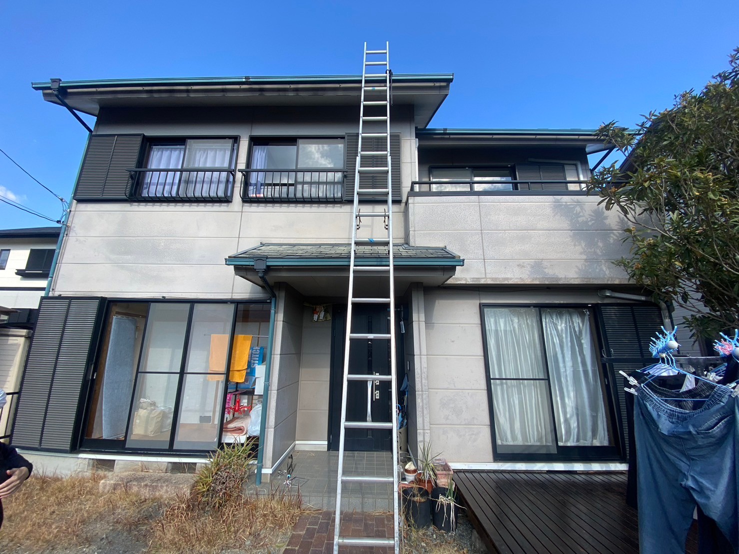 名古屋市守山区にてスレート屋根の塗膜劣化のご相談。現場調査に伺いました。