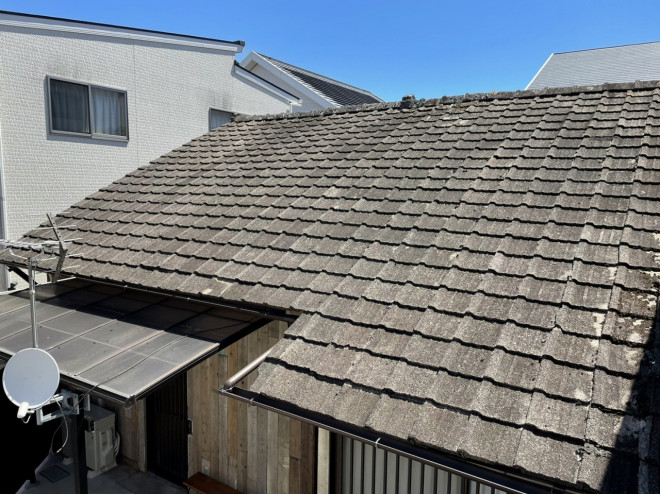 奈良市で築50年になる木造建築セメント瓦屋根の無料雨漏り点検