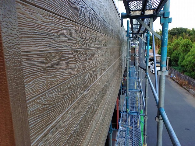 杉戸町　ガルバリウム鋼板　金属　外壁