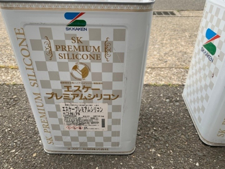 エスケー化研の「エスケープレミアムシリコン」