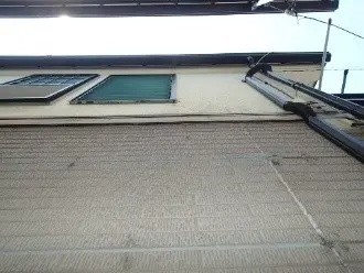 外壁は2種類の外壁材で構成