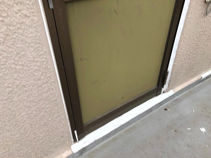 雨漏りの被害が特に大きいドア枠周辺