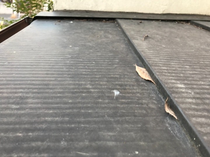 横葺きの屋根の状態