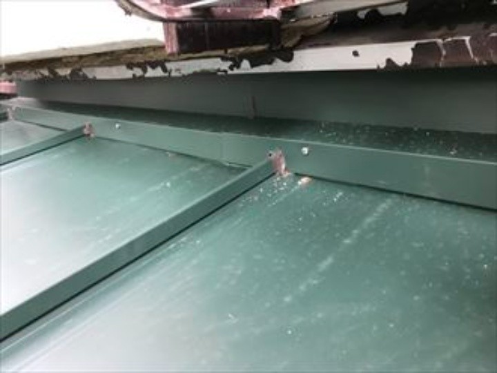 雨押えのシーリング処理後の状態