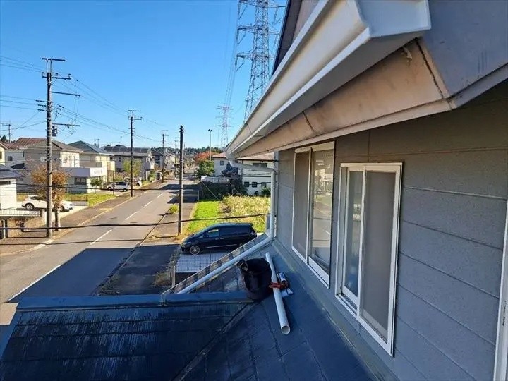 「軒樋と竪樋」の交換作業