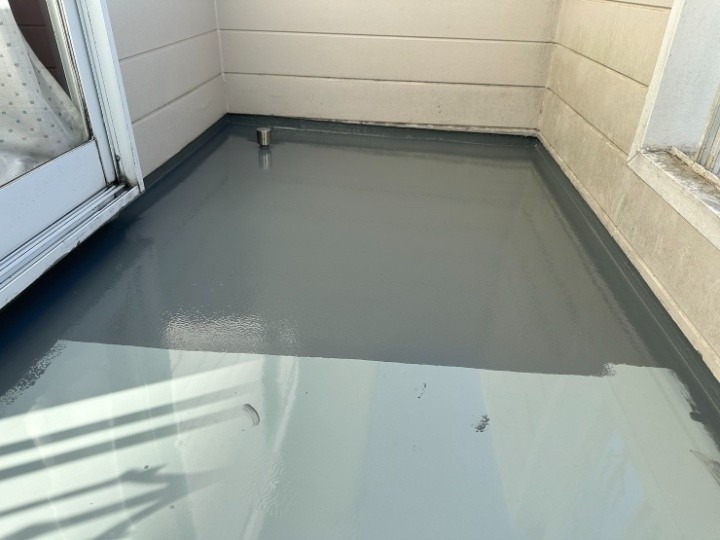 トップコートを塗布