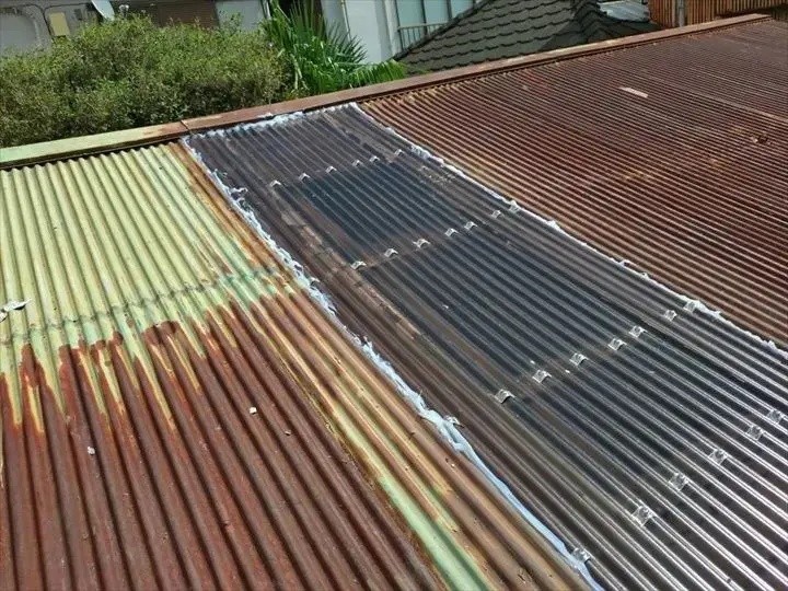 ポリカ波板交換工事竣工後の外観