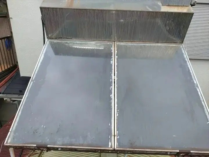 太陽光パネルの撤去作業