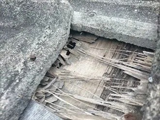 セメント瓦と板金の境目部分のとんとんが劣化